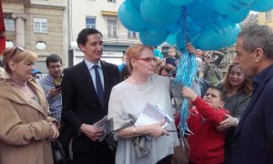 20160401 120101 Medium